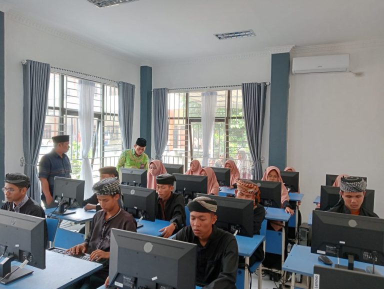 Kemenag Labura Monitoring dan Evaluasi Pelaksanaan Ujian Berbasis Komputer