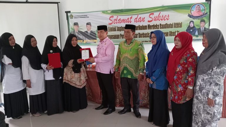 Kemenag Buka Kegiatan Bimtek Implementasi Kurikulum Merdeka