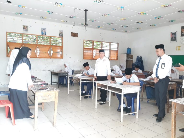 Kakan Kemenag Labura Monitoring dan Evaluasi Asesmen Madrasah Tingkat Madrasah Ibtidaiyah