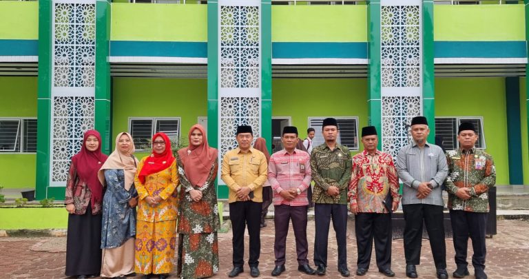 Kemenag Buka Kegiatan Kompetisi Sains Madrasah