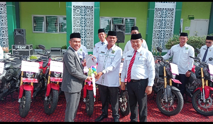 Delapan Kua dapat Sepeda Motor di Upacara HAB 79